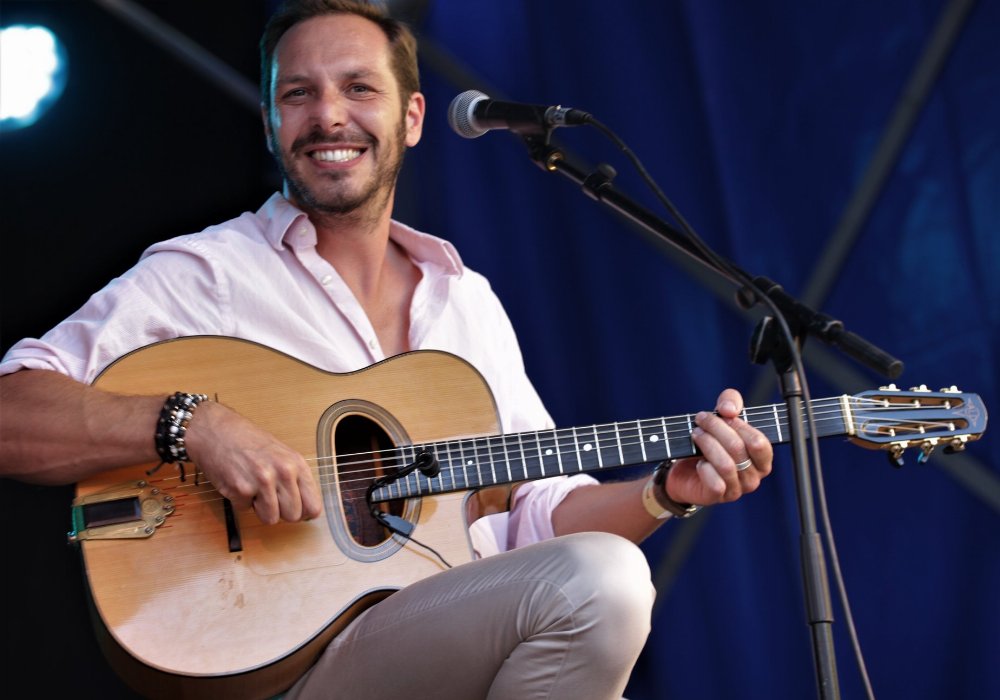 SOIRÉE CONCERT : GUITAR BROS SUR SCÈNE