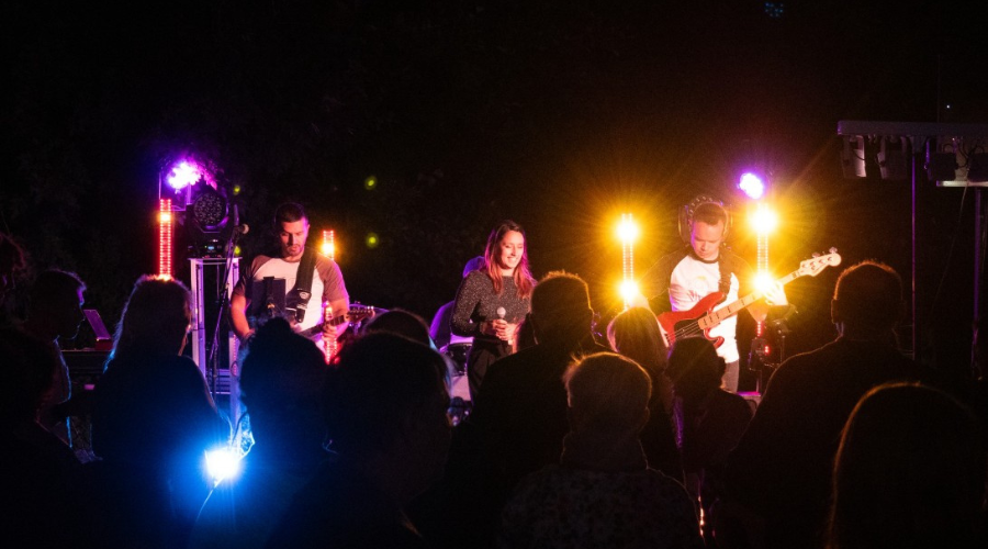 Good Vibes en concert